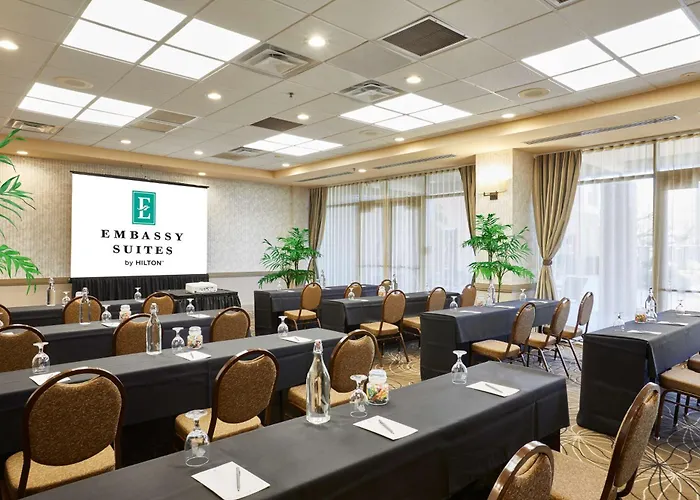 Embassy By Hilton Scottsdale Hotel Phoenix