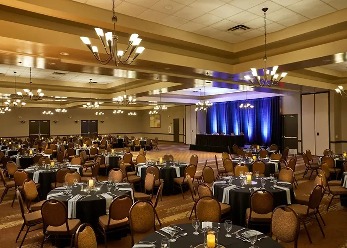 Embassy By Hilton Scottsdale Hotel 3*