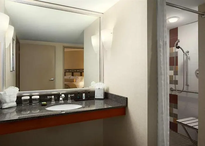 Hotel Embassy By Hilton Scottsdale Phoenix