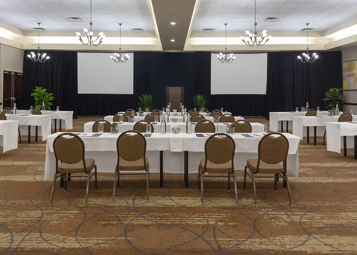 Embassy By Hilton Scottsdale Hotel Phoenix