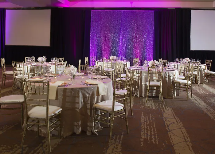 Embassy By Hilton Scottsdale Hotel 3*