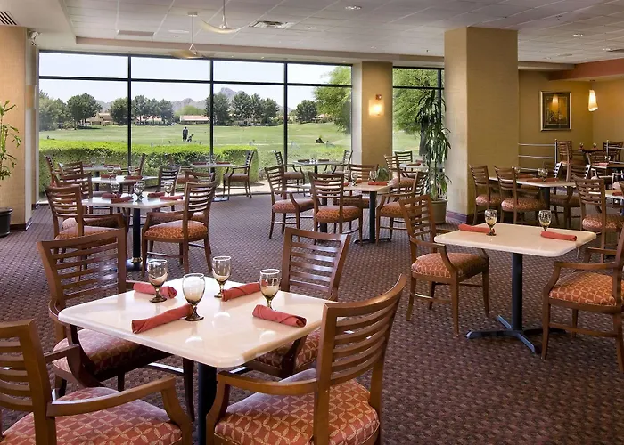 Hotel Embassy By Hilton Scottsdale 3*
