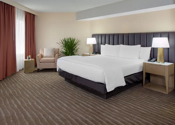 Embassy By Hilton Scottsdale Phoenix