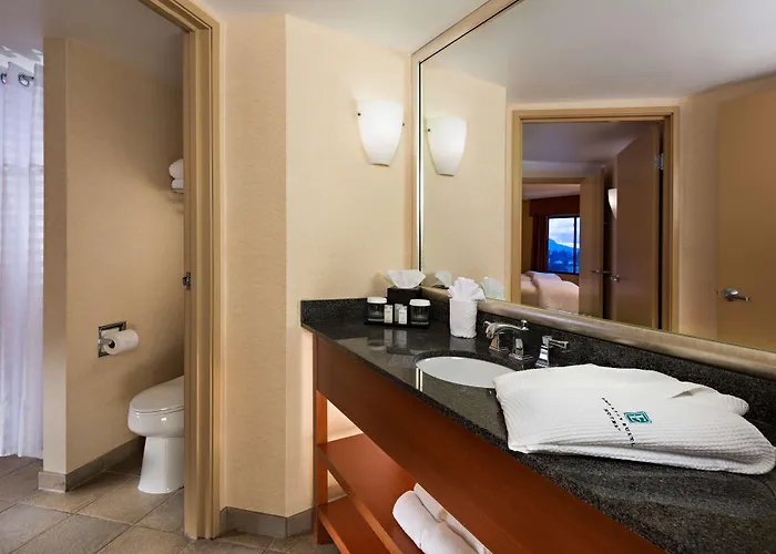 Embassy By Hilton Scottsdale Hotel Phoenix